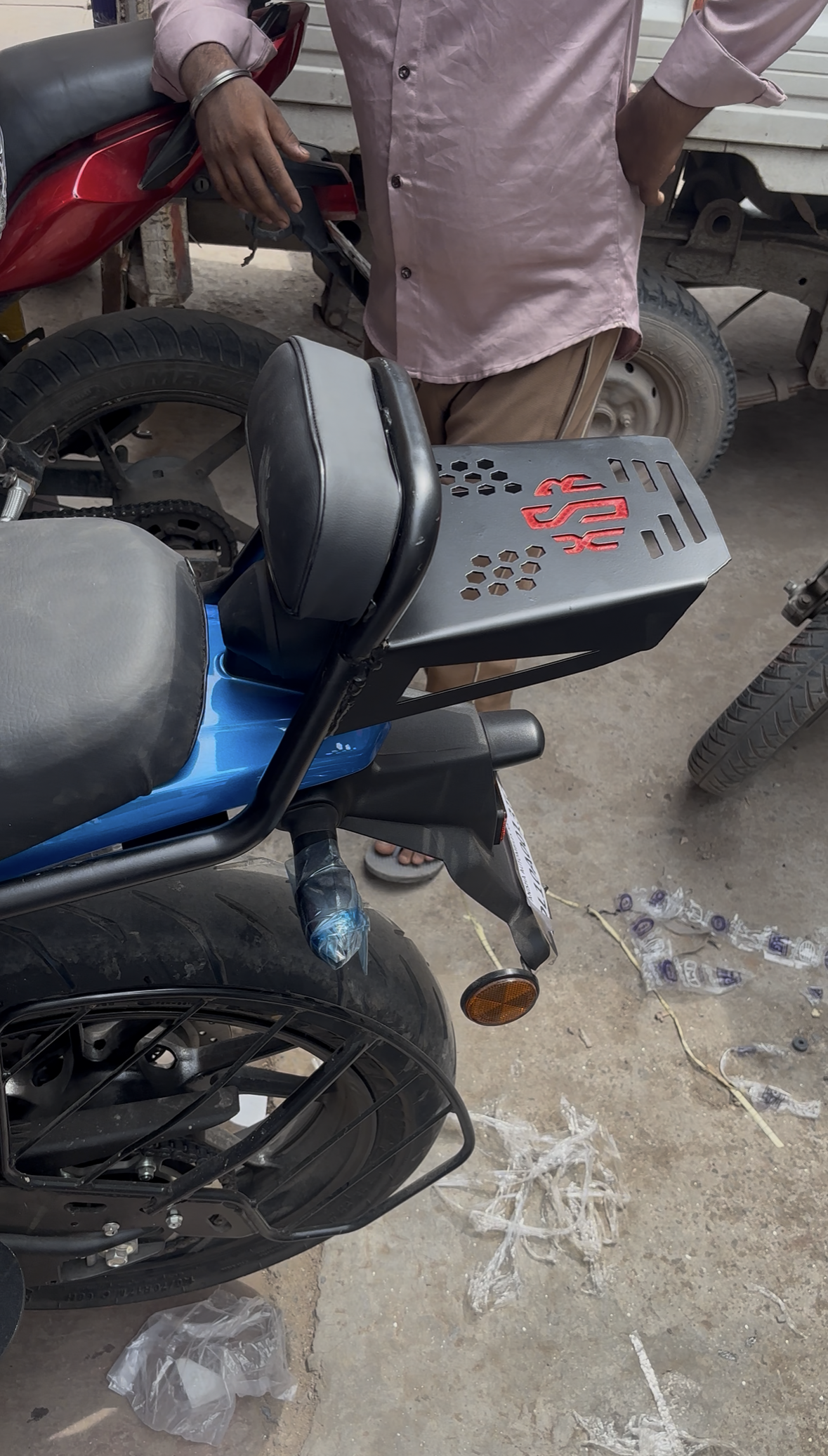 Yamaha XSR 155 Top Rack with Backrest | Rear Luggage Carrier Rack