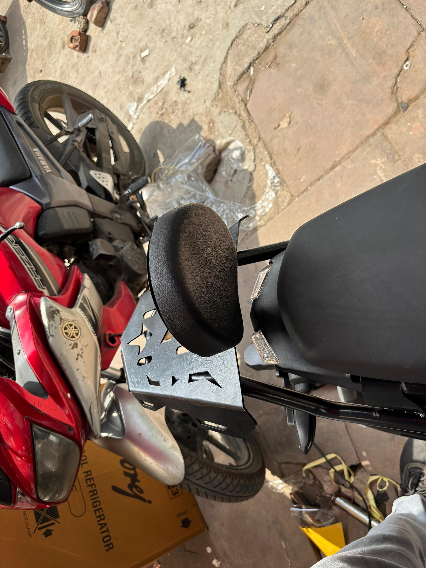Pulsar N250 Top Rack With Backrest Black | Heavy Duty Luggage Carrier Rack for Touring & Daily Use